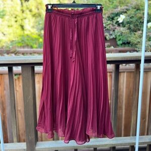 ZARA BURGUNDY PLEATED
CULOTTES